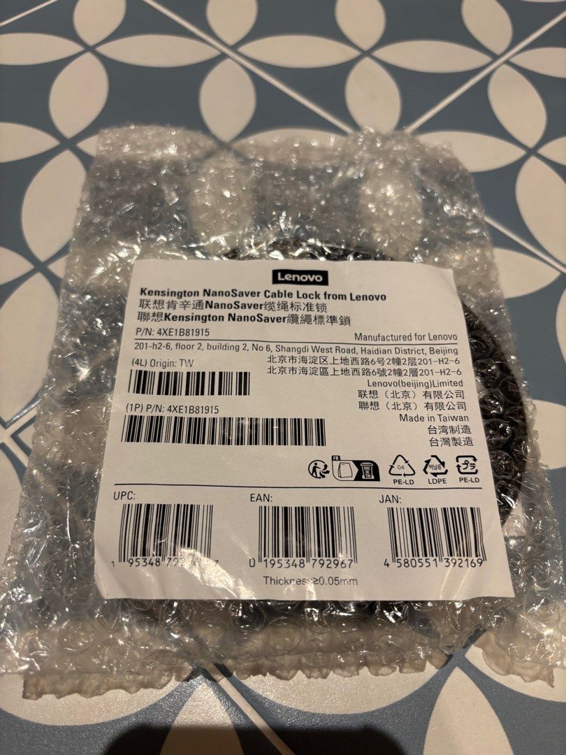 Kensington NanoSaver Keyed Laptop Lock (Category: Other Accessories) located in Singapore. Submitted by dub (Listing ID 1377892921, Image 2). Description: Unused. Only open to take a 👀 .