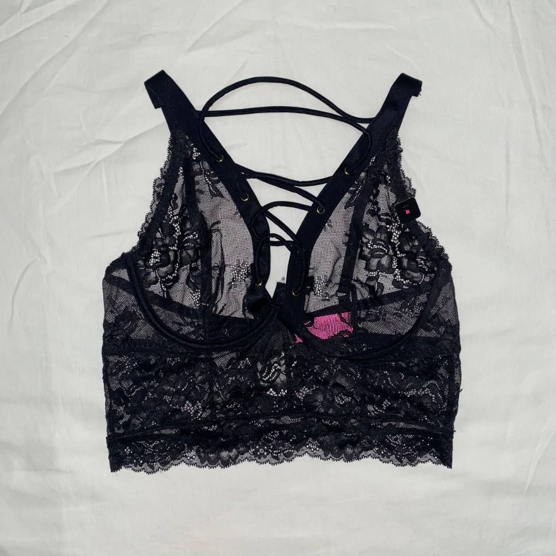 la senza black lace lingerie set (bra corset thong gstring panty underwear) (Category: New Undergarments & Loungewear) located in Singapore. Submitted by areyousunjae (Listing ID 1377912595, Image 2). Description: disclaimer! selling this for my cousin, will not be entertaining any creeps and weird requests. your purpose of buy will not be questioned, so let's respect each other's boundaries. brand new! tags are still intact for both pieces as se