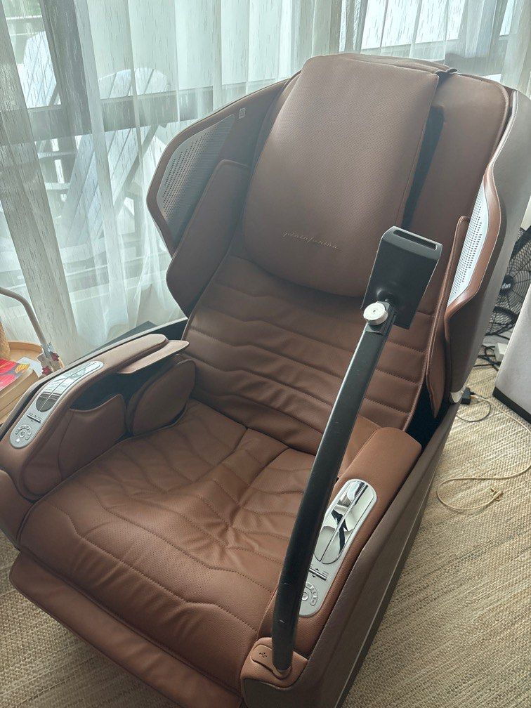 Osim Massage uLove3 Chair warranty until April 2029 (Category: Massage Devices) located in Singapore. Submitted by seamistcou84083 (Listing ID 1377769842, Image 1). Description: 3 months old (Delivered April 11th 2025). Like Brand New. Love it but moving to US unexpectedly and US has different voltage. Includes FOUR years of extended warranty (through April 2029). Will include Eye Massager that came with it as well. Have all original paperwork. C