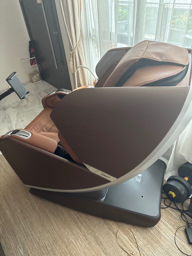 Osim Massage uLove3 Chair warranty until April 2029 (Category: Massage Devices) located in Singapore. Submitted by seamistcou84083 (Listing ID 1377769842, Image 2). Description: 3 months old (Delivered April 11th 2025). Like Brand New. Love it but moving to US unexpectedly and US has different voltage. Includes FOUR years of extended warranty (through April 2029). Will include Eye Massager that came with it as well. Have all original paperwork. C
