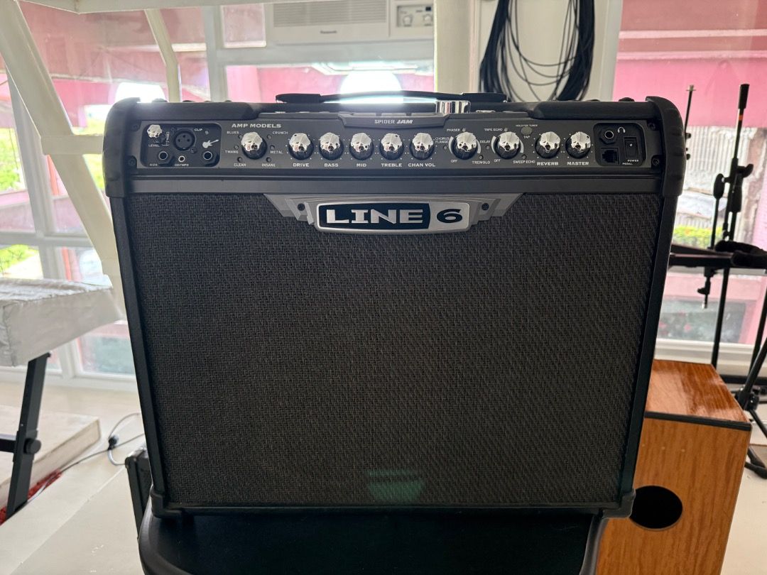 Line 6 spider jam (Category: Soundbars, Speakers & Amplifiers) located in Caloocan City. Submitted by jayjay062623307 (Listing ID 1377812047, Image 3). Description: Pwede tumawad basta sure buyer, nag didispose lang ng gamit nakatakbak na kasi. Issue: 110 volts need pa ng transformer.