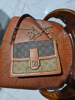 (Category: ) located in . Submitted by lugarpogi (Listing ID 1377794057, Image 1). Description: .