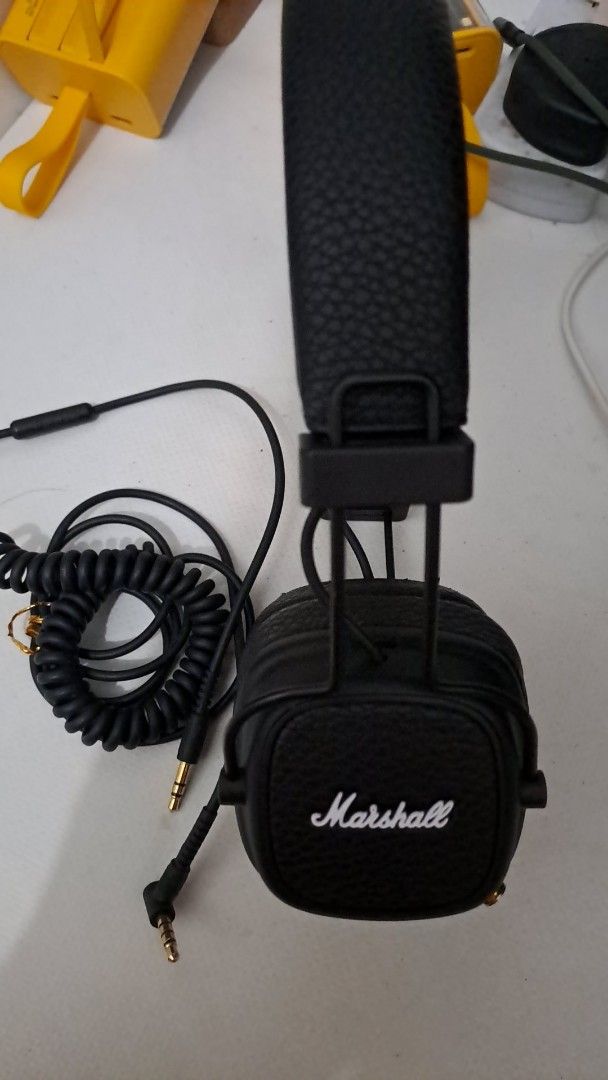 Marshall Major III On-Ear Headphones -bluetooth Black (Category: Headphones & Headsets) located in Singapore. Submitted by kennethyer1234 (Listing ID 1377873438, Image 1). Description: - Used Marshall Major III on-ear headphones - Good condition - Includes original coiled cable - Minimal wear on earcups and headband - Excellent sound quality - Iconic Marshall design -with charging cable - meet point- lakeside mrt 7-11store - Perfect for music lov