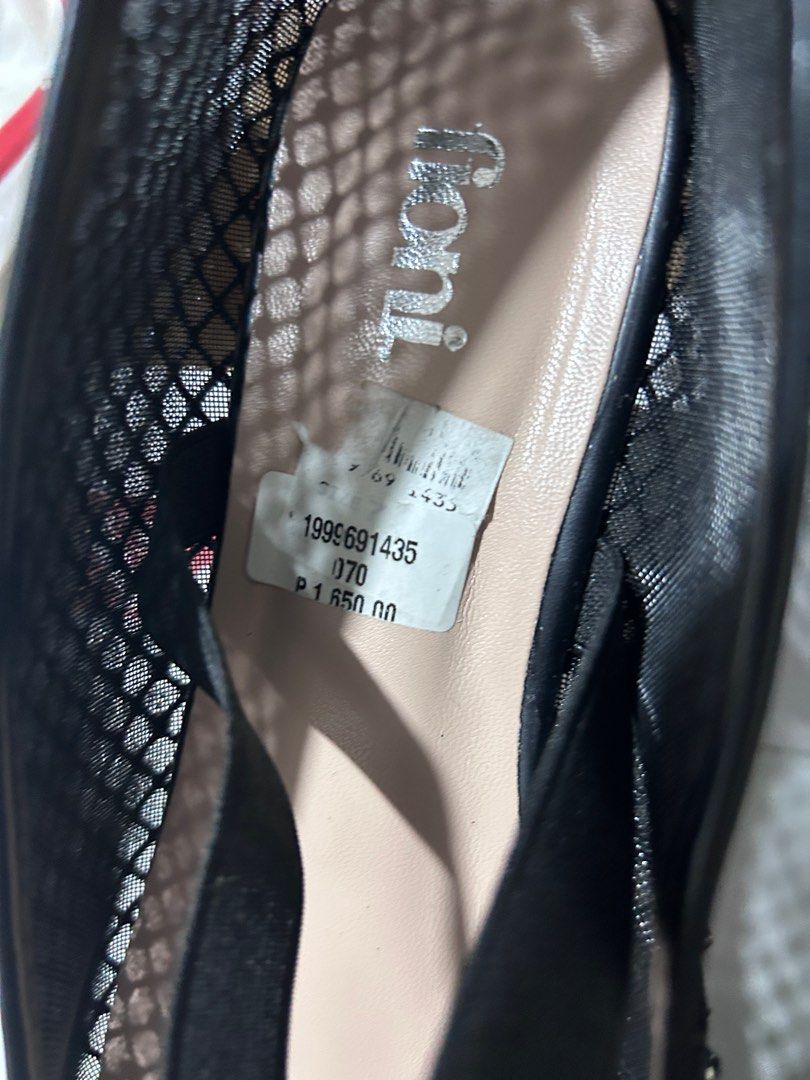 Mesh doll shoes (Category: Flats & Sandals) located in Paranaque City. Submitted by marjbpp (Listing ID 1377830758, Image 2). Description: For sale Mesh doll shoes black Size 7 .