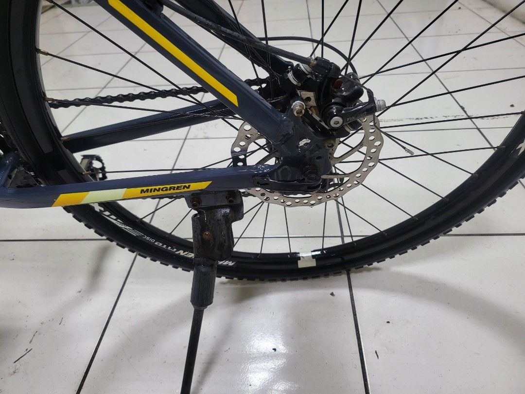 由 reymondeja53254 (刊登 ID 1377937879，圖片 1) 提交，位於 台中市 (Taichung) 的 MINGREN (類別：單車)，說明：Mingren 26er medium Good condition Price : NT$ 3,200 negotiable Meet up : Toyota Daya Taichung or Tanzi Train Station。