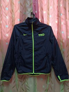 (Category: ) located in . Submitted by ea_wear (Listing ID 1377778581, Image 1). Description: .