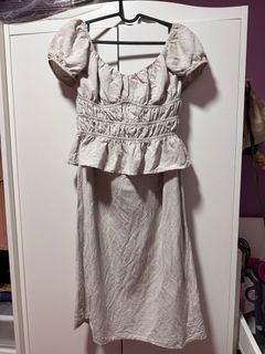 (Category: ) located in . Submitted by ecarlate (Listing ID 1377909987, Image 1). Description: .