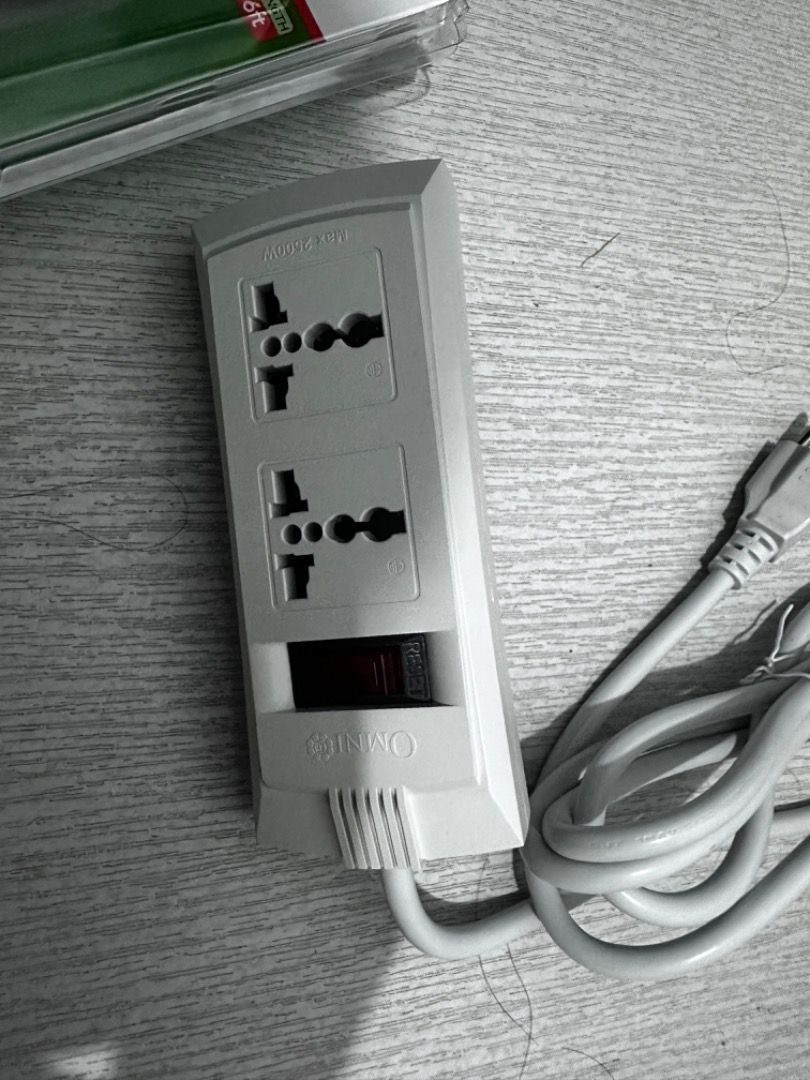 OMNI EXTENSION WIRE (Category: Cables & Adaptors) located in Manila. Submitted by jennicelal06490 (Listing ID 1377885356, Image 2). Description: Brand New.