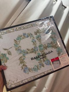 (Category: ) located in . Submitted by style_haven (Listing ID 1377855137, Image 1). Description: .
