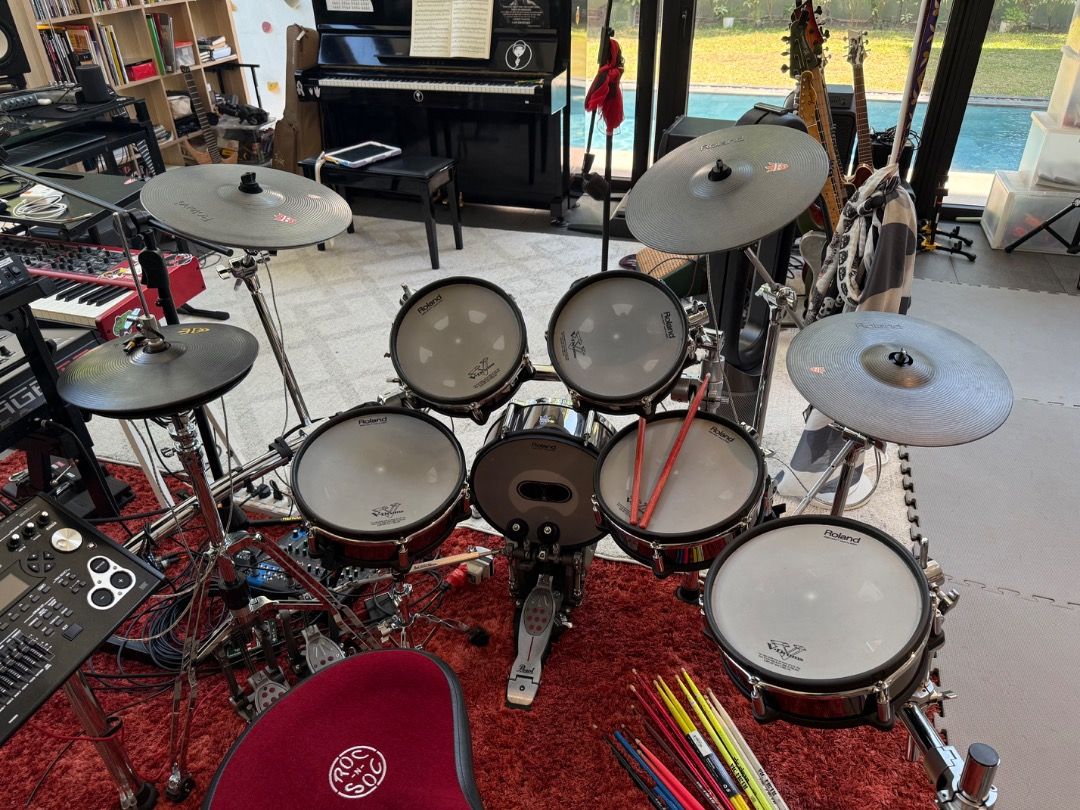 Roland TD 30 Vdrums kit (Category: Musical Instruments) located in Caloocan City. Submitted by jayjay062623307 (Listing ID 1377808444, Image 1). Description: Roland td30 for sale, nag babawas gamit sa home studio, will buy acoustic Kit. Issues; 1. 110 volts(need transformer) 2. Tom 4 may deadspots Test to appreciate pwede naman ibaba presyo basta sure buyer.