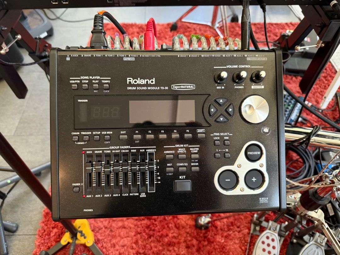 Roland TD 30 Vdrums kit (Category: Musical Instruments) located in Caloocan City. Submitted by jayjay062623307 (Listing ID 1377808444, Image 3). Description: Roland td30 for sale, nag babawas gamit sa home studio, will buy acoustic Kit. Issues; 1. 110 volts(need transformer) 2. Tom 4 may deadspots Test to appreciate pwede naman ibaba presyo basta sure buyer.