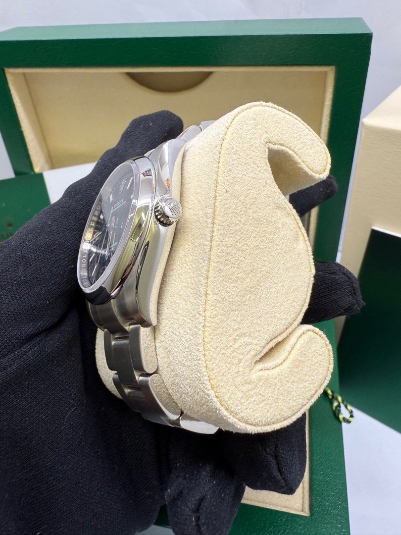 Rolex Oyster Perpeutal Airking (Category: Luxury Watches) located in Makati City. Submitted by itsyourwatches (Listing ID 1377779483, Image 3). Description: Price :P390,000 Model :Airking Reference No. :114200 Year :2016 Caliber :3130 Movement :Automatic Dial :Blue, Indices Numerals Case :34mm, Steel Bezel :Steel Bracelet :Oyster, Steel Box :Yes Papers :Yes.