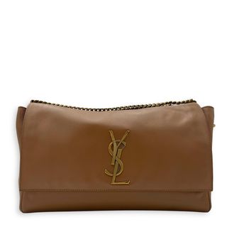 (Category: ) located in . Submitted by carousellluxury (Listing ID 1377821054, Image 1). Description: .