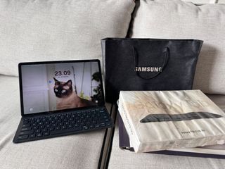 (Kategori: ) berada di . Dikirim oleh prelovedbymandeyy_ (ID iklan 1377796700, Gambar 1). Deskripsi: .