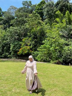 (Category: ) located in . Submitted by nurinhannani (Listing ID 1377886728, Image 1). Description: .