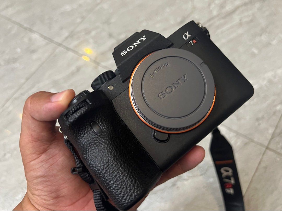 SONY A7R4A (Category: Cameras) located in Iloilo. Submitted by jedtorres (Listing ID 1377875219, Image 1). Description: FOR SALE OR SWAP Sony a7r4A with box 1pc charger and 1pc orig sony battery NO PERFORMANCE ISSUES makinis Php 97,000 lbc cop/cod .