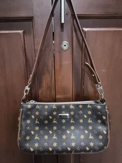 (Kategori: ) berada di . Dikirim oleh allyashopp71624 (ID iklan 1377846376, Gambar 1). Deskripsi: .