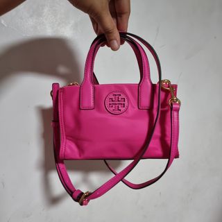 (Category: ) located in . Submitted by fashiondera. (Listing ID 1377861898, Image 1). Description: .