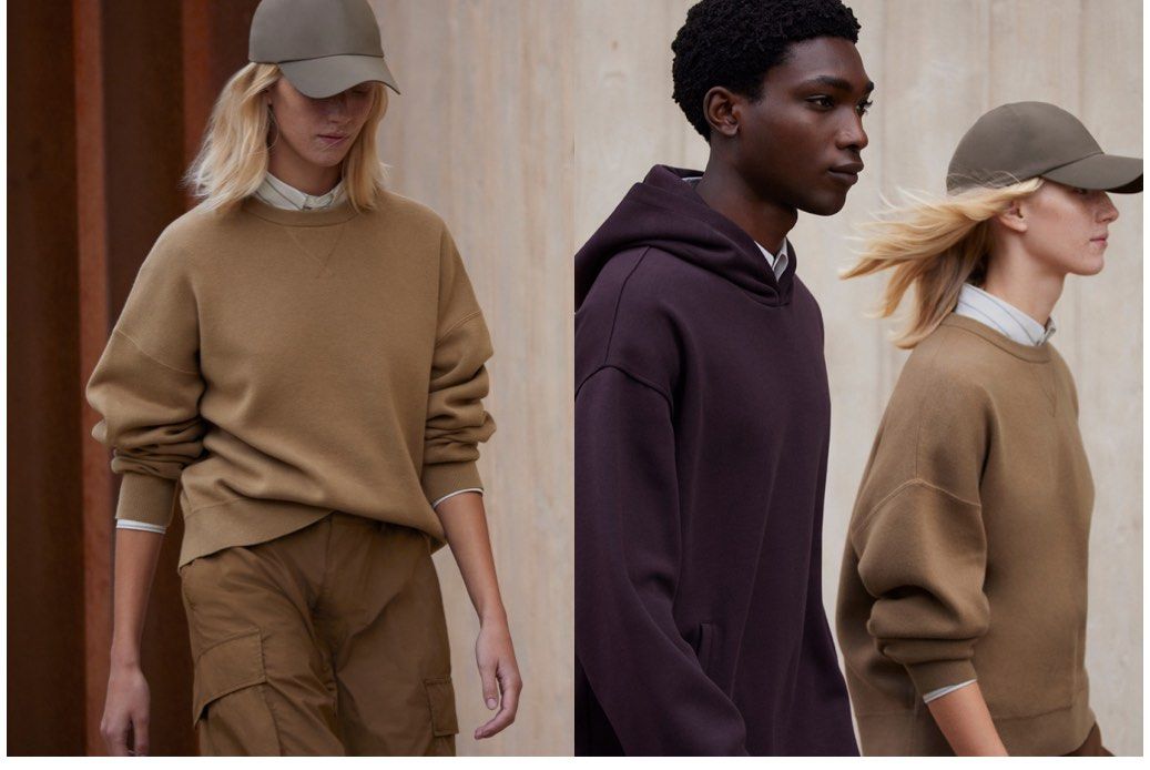 Uniqlo C sweater (Category: Longsleeves) located in Cainta. Submitted by annebc (Listing ID 1377754720, Image 3). Description: Smooth Cotton Crew Neck Sweater Tan Large.