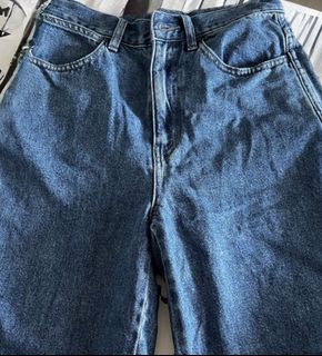 (Category: ) located in . Submitted by buy.mythrifts (Listing ID 1377759372, Image 1). Description: .