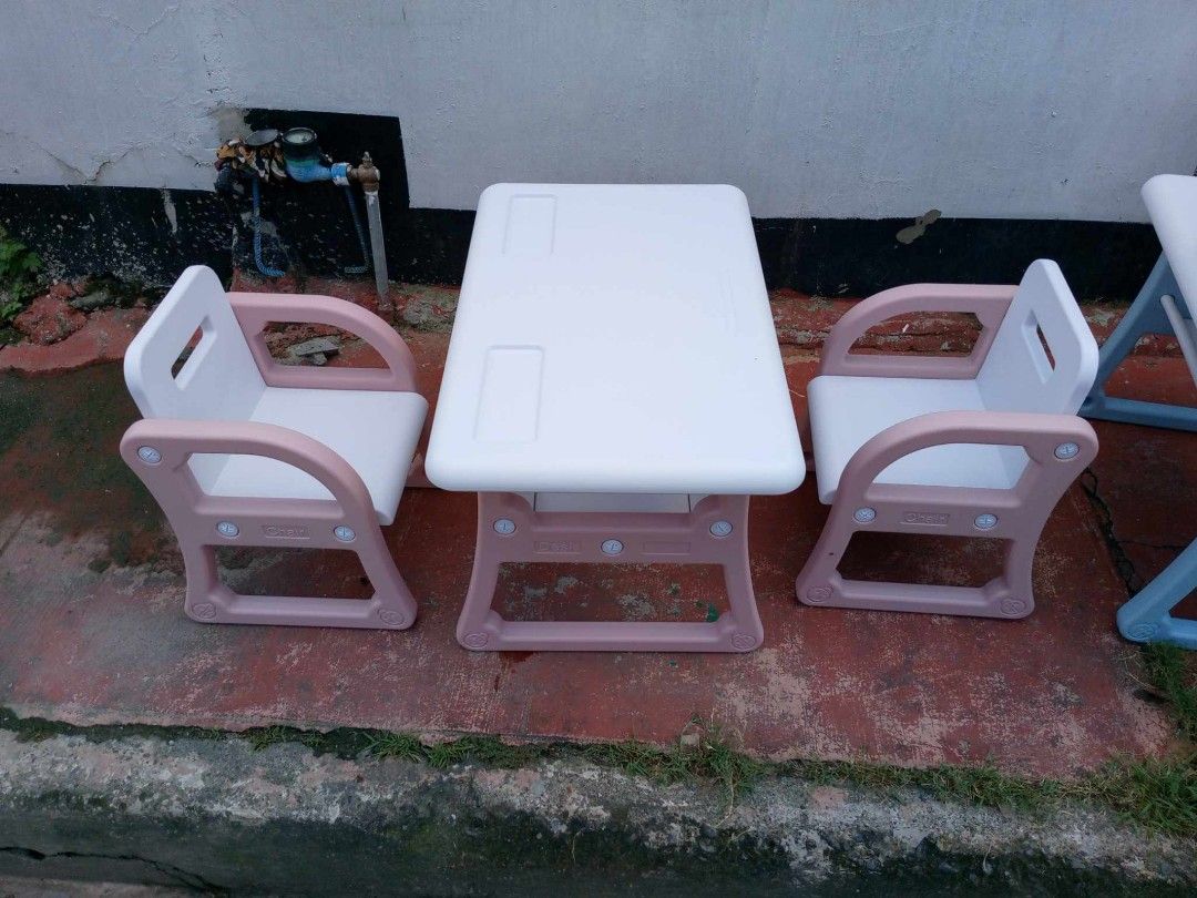 Vb Study Table and chairs kids (Category: Tables & Sets) located in Manila. Submitted by dolorchris69891 (Listing ID 1377878782, Image 1). Description: Study tables and chairs for kids size: table 79 x 49 x 49.5 chair 52 x 39.5 x 38.5 includes: 2 chair 1x table pink blue ● The table and chair's ergonomic height effectively regulates baby's sitting posture, prevents hunchback, and may successfully safeguard baby's spine. ● It can be used for learn