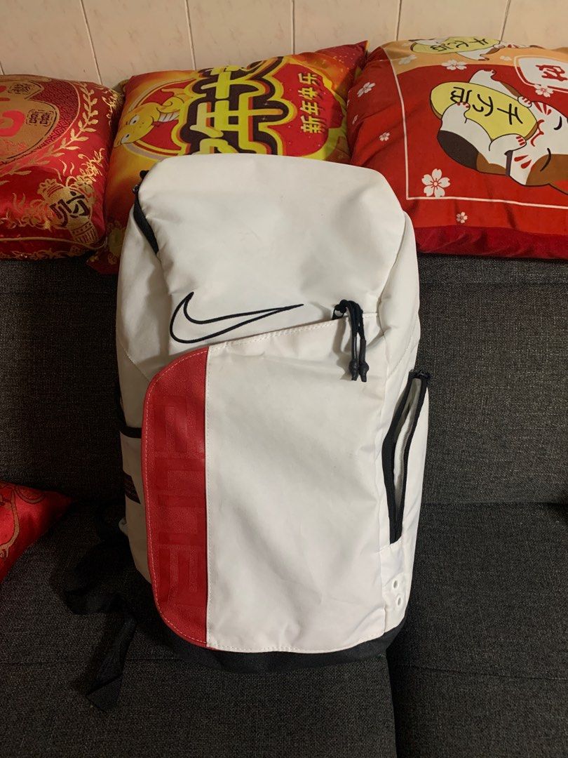 White Nike Elite Backpack, Men's Fashion, Bags, Backpacks on Carousell