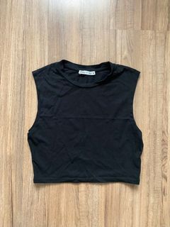 (Category: ) located in . Submitted by eascloset (Listing ID 1377796892, Image 1). Description: .