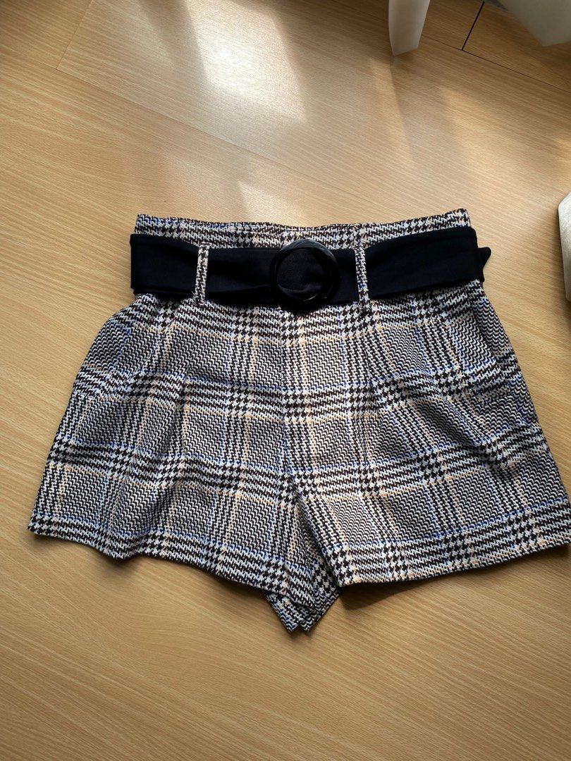 Zara Check Tweed Shorts (Category: Shorts) located in Quezon City. Submitted by Locker101 (Listing ID 1377890382, Image 3). Description: 100% authentic Zara Comes with Free Belt (not Zara).