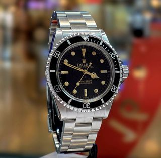 (Category: ) located in . Submitted by davidofftimepieces (Listing ID 1372941005, Image 1). Description: .