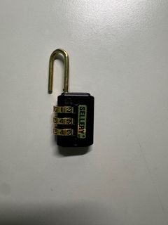 由 tony930922 (刊登 ID 1372952423，圖片 1) 提交，位於 的 (類別：)，說明：。