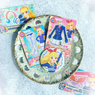 （分類：）位於 。 由 starlight_aikatsu 提交（商品編號 1373019873，圖片 1）。簡介： 。