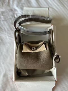 （分類：）位於 。 由 worldwide_purchase 提交（商品編號 1340264346，圖片 1）。簡介： 。