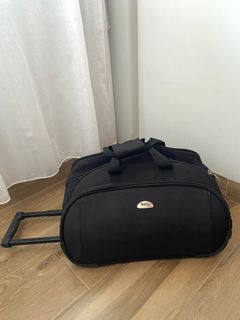 (Kategori: ) berada di . Dikirim oleh raquellepreloved (ID iklan 1372882961, Gambar 1). Deskripsi: .