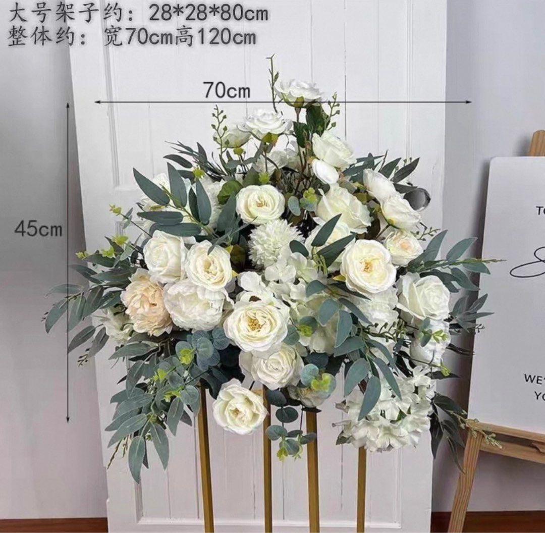 婚禮物資-花球四個連四條柱及白色油畫框，全新一樣，荃灣白田壩街自取或代上GoGoVan62859980450561112