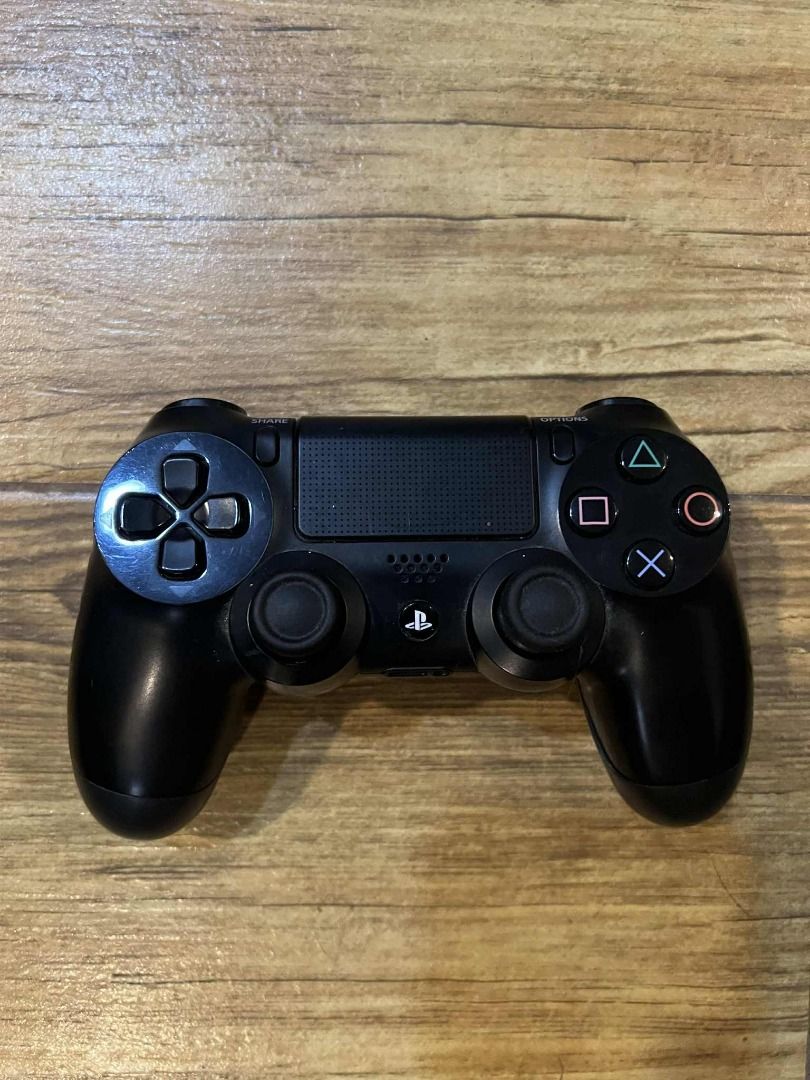 🎮 PS4 DualShock 4 Controller (Category: PlayStation) located in Manila. Submitted by je3256206 (Listing ID 1373019505, Image 1). Description: Selling my authentic Sony PS4 controller, still in good working condition despite years of use. All buttons respond perfectly, no stick drift, and it charges like normal. ✅ Original DualShock 4 ✅ Fully functional – plug & play ✅ Great for casual gaming or as a backup controller ✅ Cleaned and tested Used bu