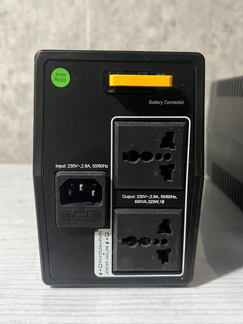 APC Back-Ups 650 / 230V Uninterruptible Power Supply UPS (Category: Office & Business Technology) located in Makati City. Submitted by ishaintsad (Listing ID 1372893769, Image 2). Description: original price: ₱2,800 used but not abused 100% working box not included no return, no refund.