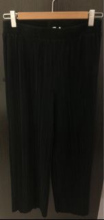 （分類：）位於 。 由 y_y21 提交（商品編號 1372980004，圖片 1）。簡介： 。