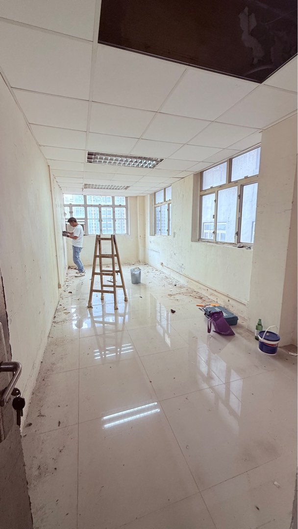 新蒲崗工廈內廁音樂band房63438784609537110