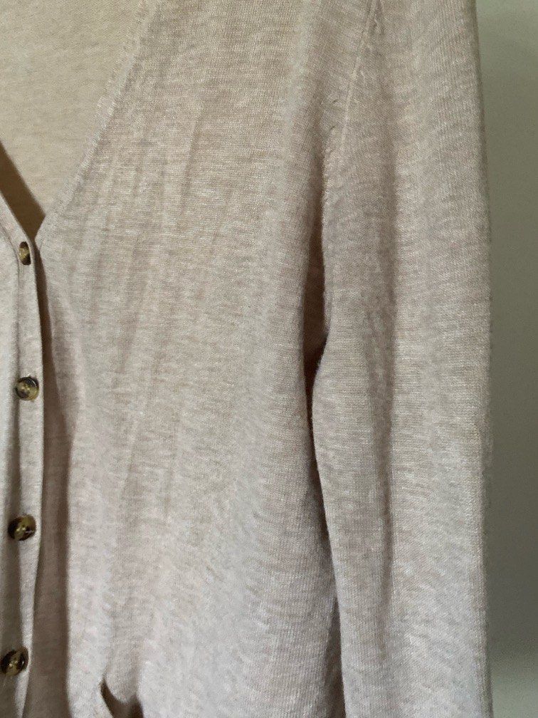 Beige cardigan (Category: Coats, Jackets and Outerwear) located in Quezon City. Submitted by d.declutter (Listing ID 1372927565, Image 2). Description: .