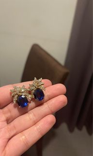 (Category: ) located in . Submitted by houseoftrends_ (Listing ID 1372900776, Image 1). Description: .