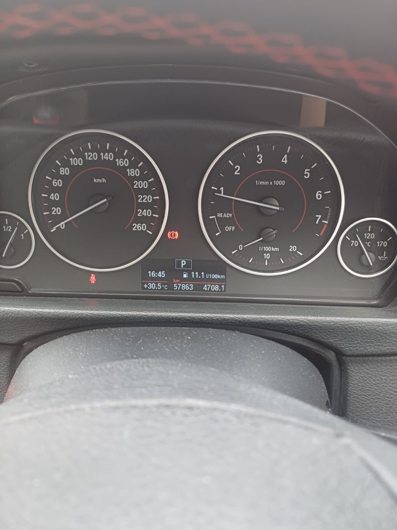 BMW 328ia SALOON SPORT SE (F30) Manual62863173419138114