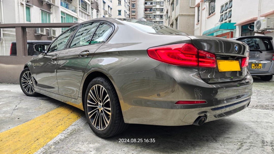 BMW 520i Edition Sport Pro (A)62864836943234113
