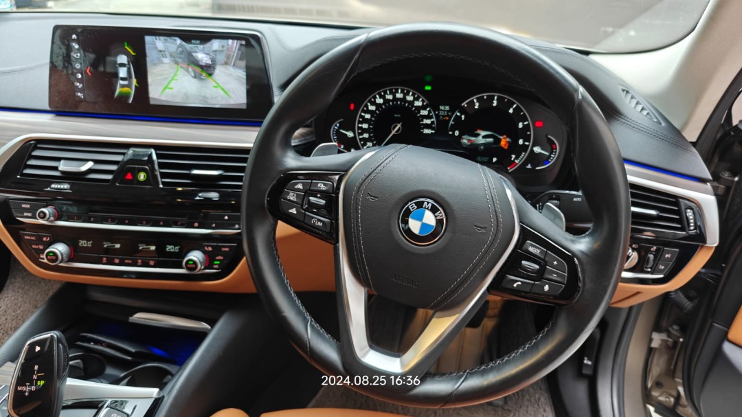 BMW 520i Edition Sport Pro (A)62864836943234114