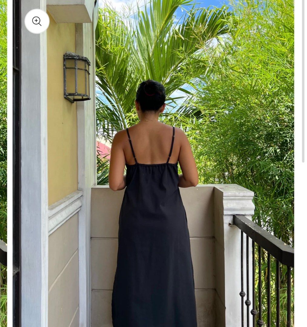 Caprese Dress in Black (Category: Dresses) located in Las Pinas. Submitted by secondsshoppp (Listing ID 1372890605, Image 2). Description: Caprese Dress in Black Linen Fits XS-S Used once only Rfs: decluttering.