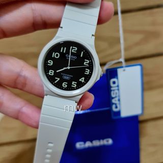 (Category: ) located in . Submitted by affordablefashion (Listing ID 1373033059, Image 1). Description: .