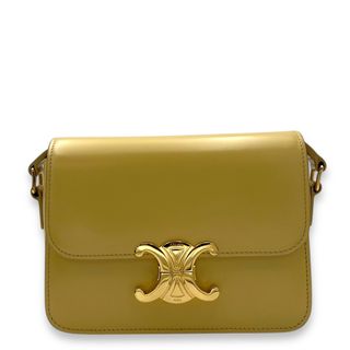 (Category: ) located in . Submitted by carousellluxury (Listing ID 1367522213, Image 1). Description: .