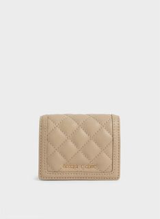 (Category: ) located in . Submitted by shopwitove (Listing ID 1372934725, Image 1). Description: .