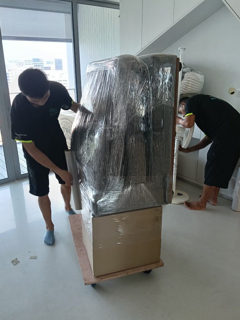 Cheapest house moving movers fast efficient renovation free boxes delivery dismantling disposal 14ft 10ft lorry manpower residential commercial mover bed frame bulk items Singapore sg immediate urgent storage (Category: House Moving) located in Singapore. Submitted by 92movers (Listing ID 1373022613, Image 3). Description: Your Load, Our Worries Your Moves, Our commitment 🚛 Our Services ⭐ Residential Moves ⭐ Commercial Relocation ⭐ Events Setup 