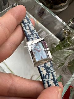 （分類：）位於 。 由 carfven12 提交（商品編號 1372912771，圖片 1）。簡介： 。