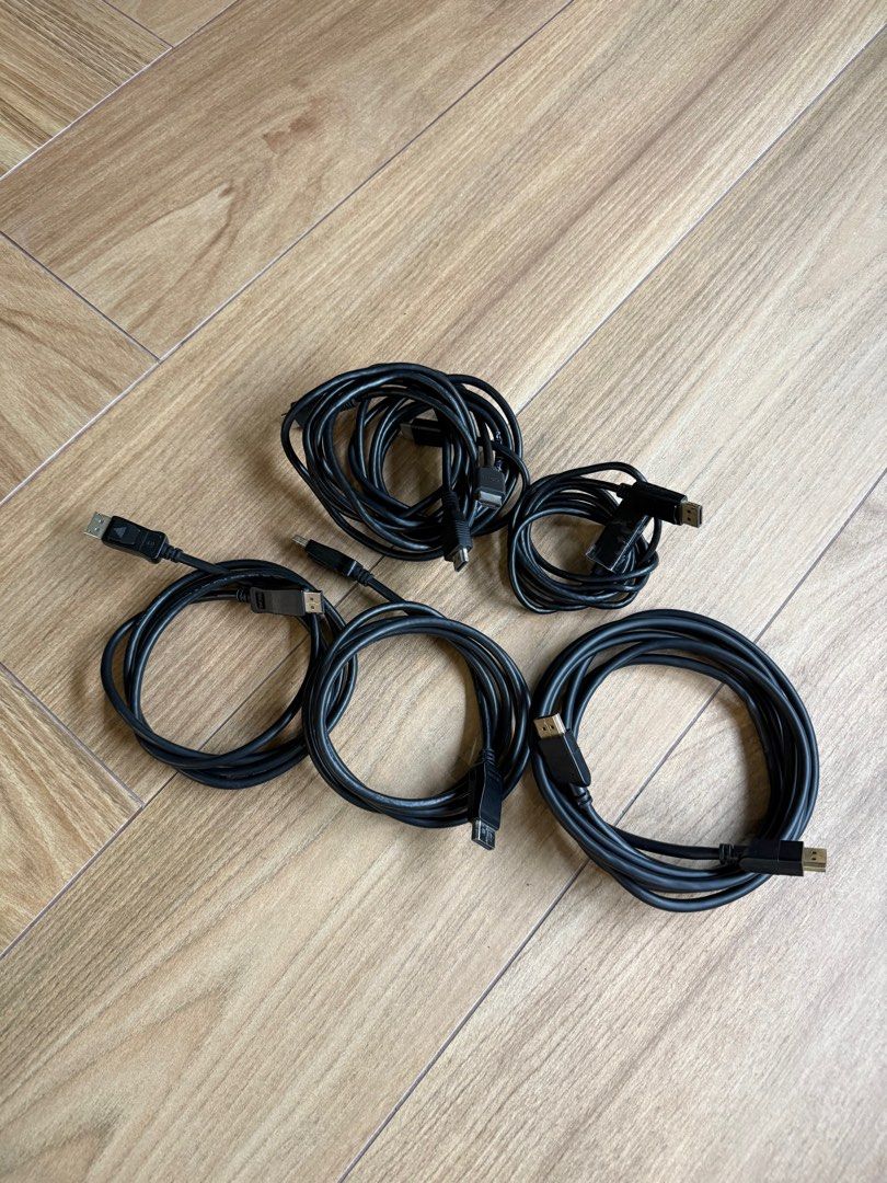 Display to display cable, HDMI to hdmi cable, hdmi to display cable (Category: Cables & Adaptors) located in Singapore. Submitted by bestdeals_ (Listing ID 1372931005, Image 3). Description: $5 each In stock: 3 x display cables 1 x hdmi cables 1 x hdmi to display cable .